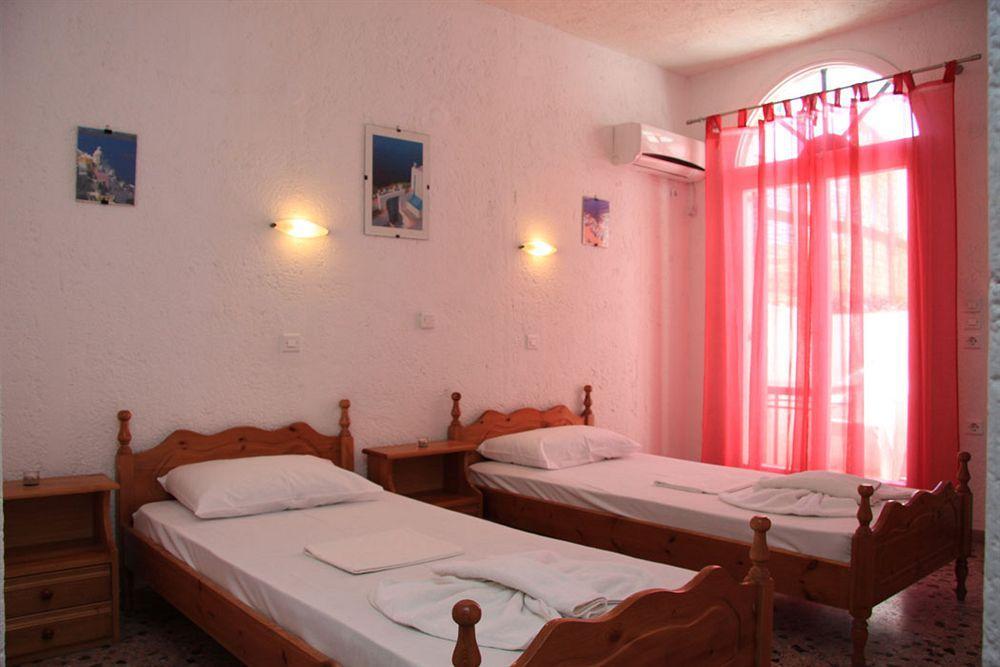 Santa Irini Hotel Perissa  Zewnętrze zdjęcie