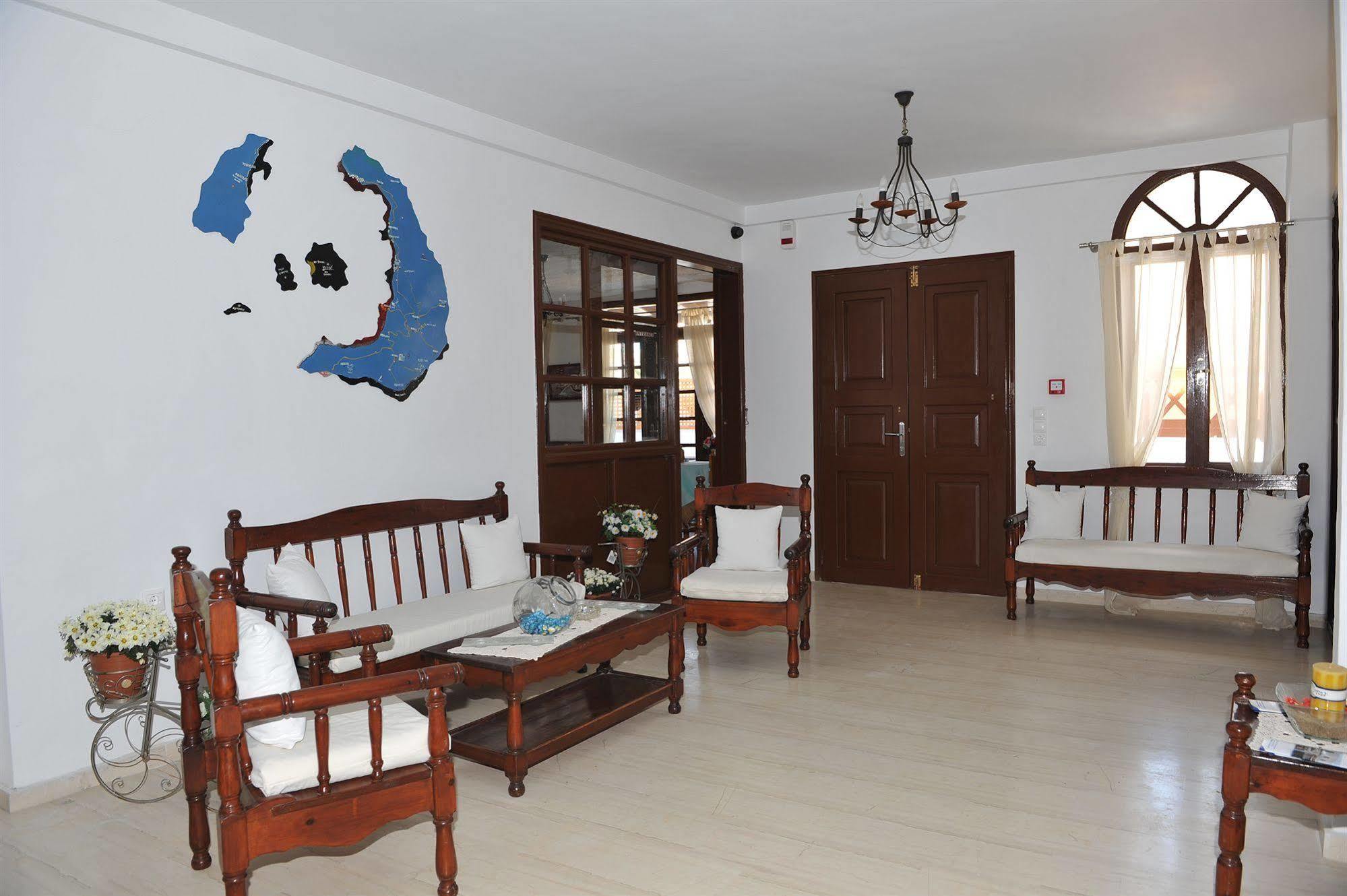 Santa Irini Hotel Perissa  Zewnętrze zdjęcie