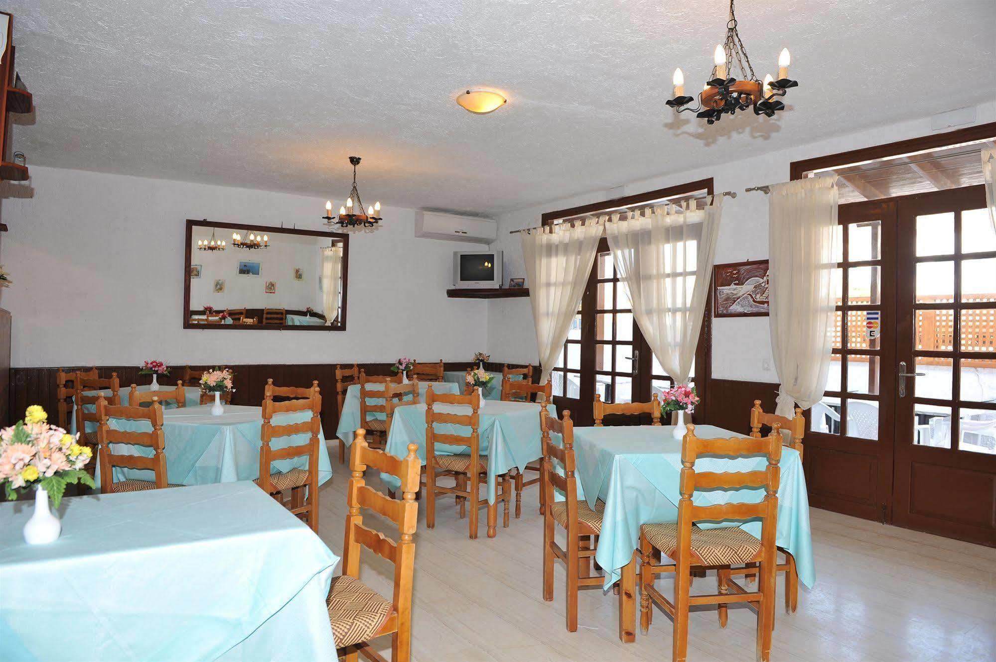 Santa Irini Hotel Perissa  Zewnętrze zdjęcie